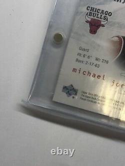 2004-05 Spx Winning Materials Autograph Michael Jordan Auto Dual Jersey /100