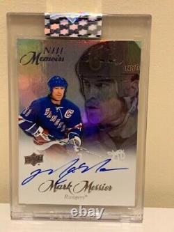 2020-21 Upper Deck Clear Cut Mark Messier NHL Memoirs Autograph Legends SP Card