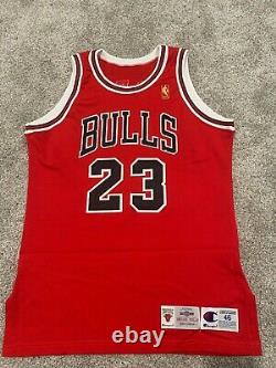 Michael Jordan Signed/Autographed UDA Champion Pro Cut Game Issued Jersey 96-97