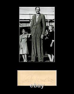 Robert Wadlow HAND SIGNED Matted Cut & Photo! World's Tallest Man! Autograph